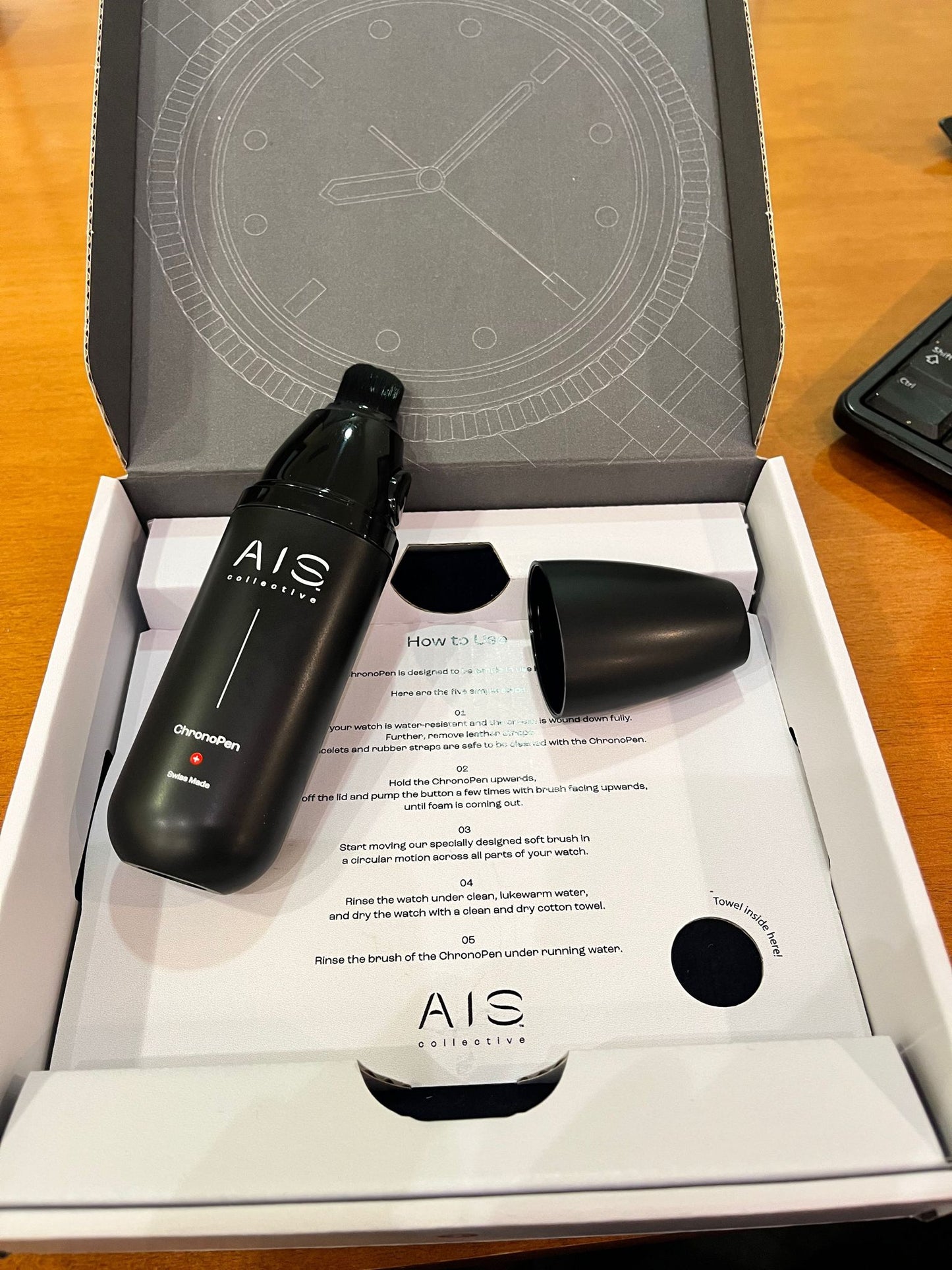 AIS Collective Swiss Watch Cleaner